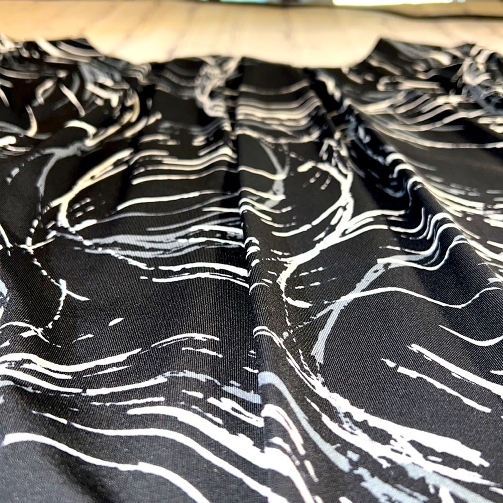 ALFANI Ruched Short Sleeve Shell Top - Picture 13 of 16